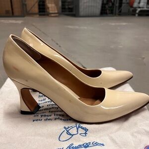 John Fluevog off-white Desmond classic angular pumps